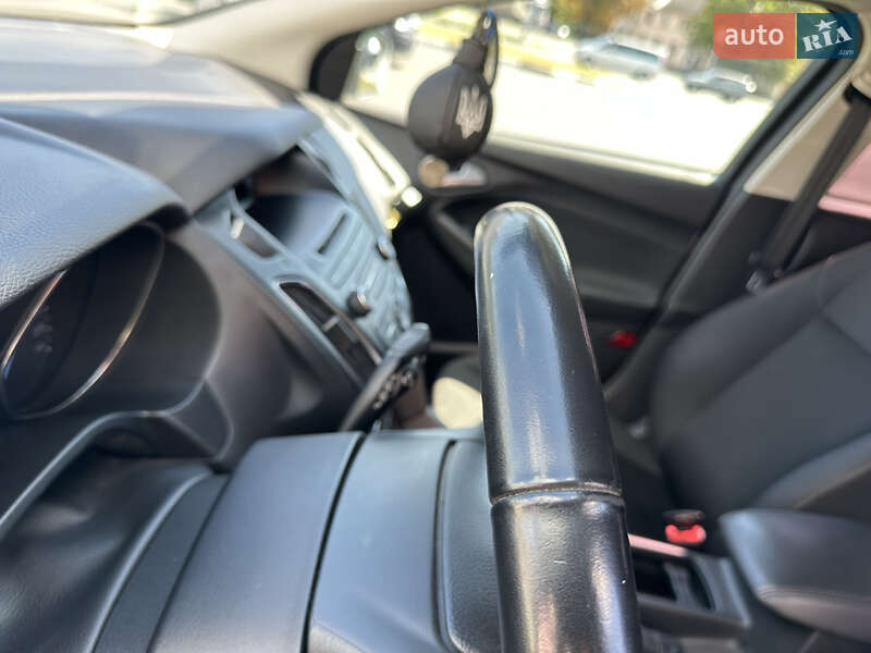 Хэтчбек Ford Focus 2015 в Харькове фото 7 Хэтчбек Ford Focus 2015 в Харькове