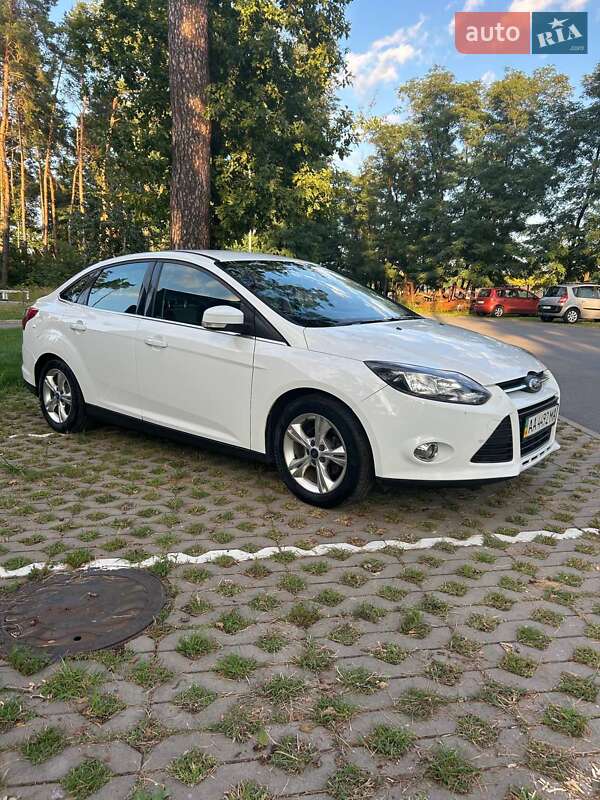 Седан Ford Focus 2012 в Капитановке
