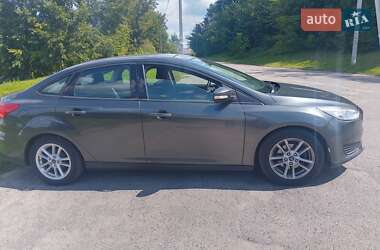 Седан Ford Focus 2016 в 