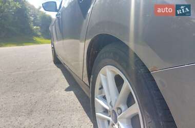 Седан Ford Focus 2016 в 