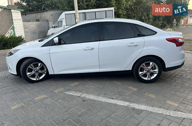Седан Ford Focus 2013 в 