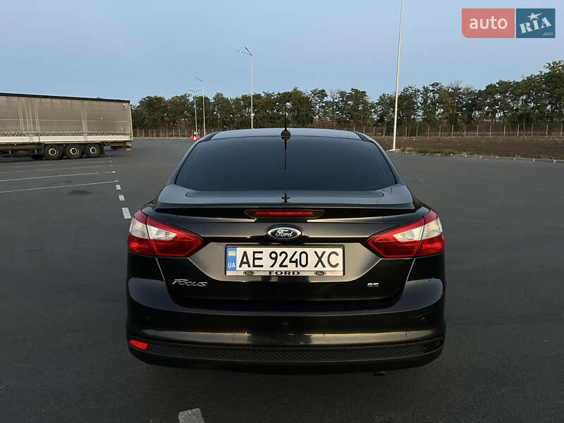 Седан Ford Focus 2013 в Днепре