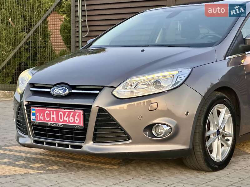 Хэтчбек Ford Focus 2012 в Стрые
