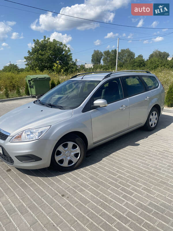 Универсал Ford Focus 2010 в Золочеве
