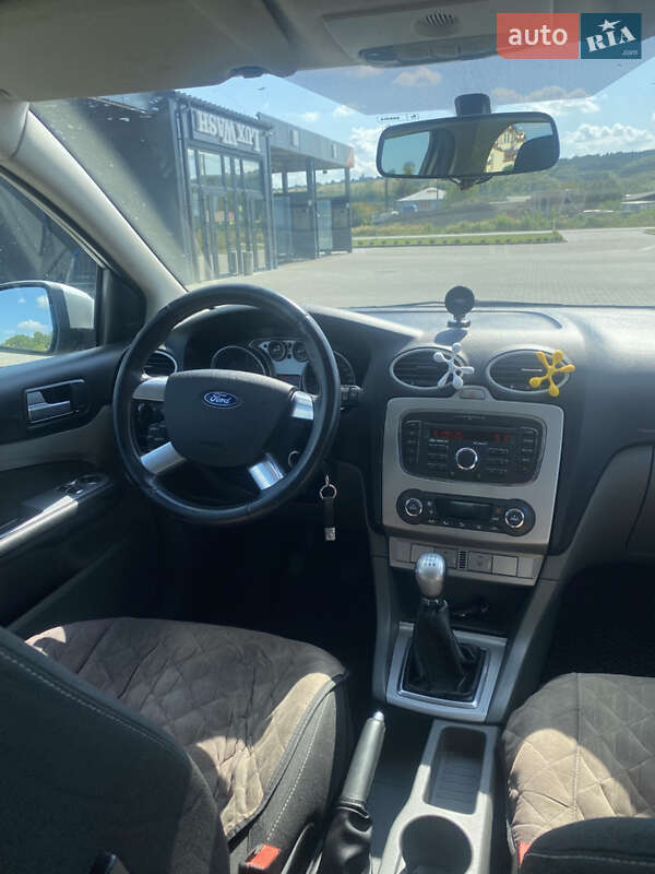 Универсал Ford Focus 2010 в Золочеве