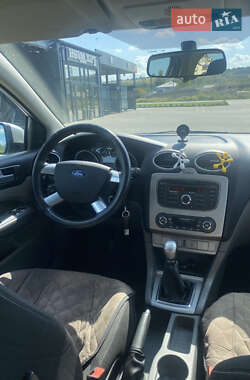 Универсал Ford Focus 2010 в 