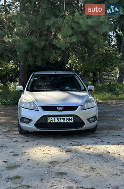 Седан Ford Focus 2008 в Киеве
