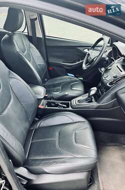 Хетчбек Ford Focus 2016 в 
