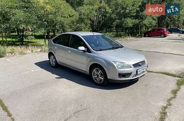 Хэтчбек Ford Focus 2006 в 