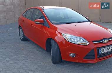 Седан Ford Focus 2011 в 
