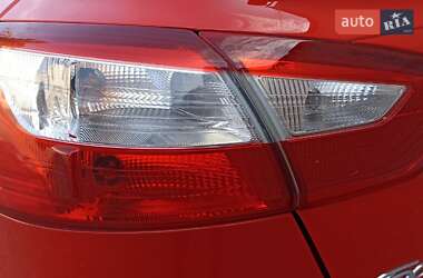 Седан Ford Focus 2011 в 