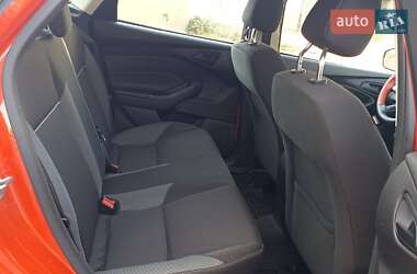Седан Ford Focus 2011 в 