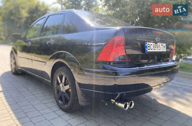 Седан Ford Focus 2000 в 