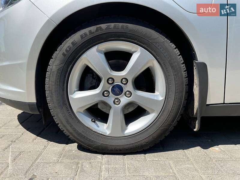 Хэтчбек Ford Focus 2018 в Черновцах