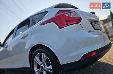 Хэтчбек Ford Focus 2014 в 