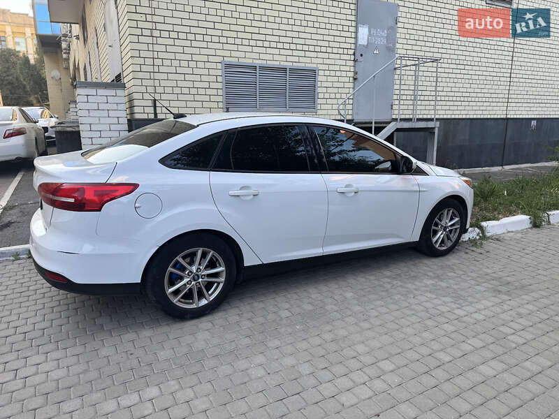 Седан Ford Focus 2018 в Днепре