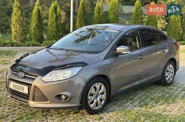 Седан Ford Focus 2013 в 