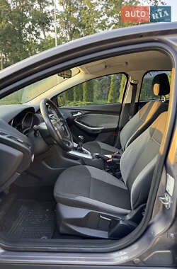 Седан Ford Focus 2013 в 