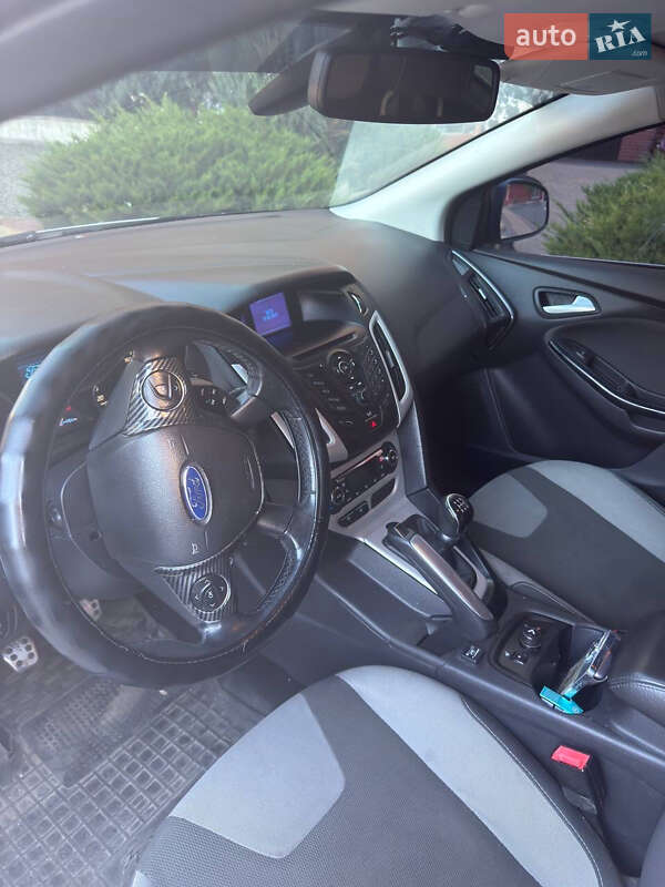 Седан Ford Focus 2012 в Киеве
