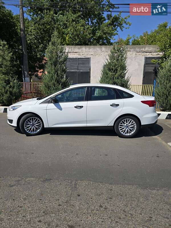 Седан Ford Focus 2015 в Одессе
