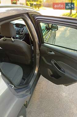 Универсал Ford Focus 2014 в 