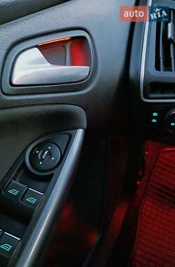 Универсал Ford Focus 2014 в 