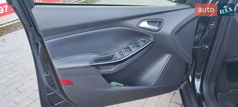 Хэтчбек Ford Focus 2013 в Каменец-Подольском