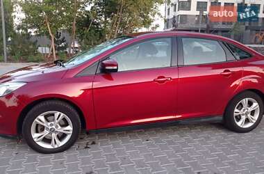 Седан Ford Focus 2014 в 