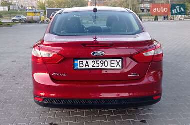 Седан Ford Focus 2014 в 