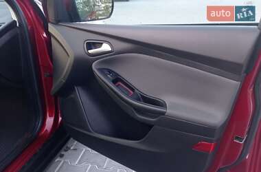 Седан Ford Focus 2014 в 