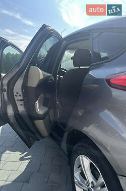 Хэтчбек Ford Focus 2013 в 