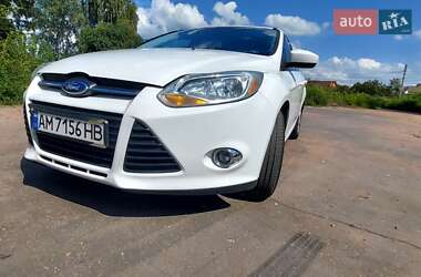 Седан Ford Focus 2012 в 