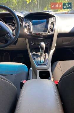 Седан Ford Focus 2016 в 