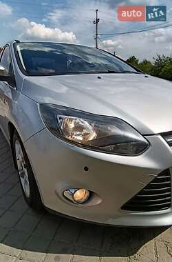Седан Ford Focus 2013 в 