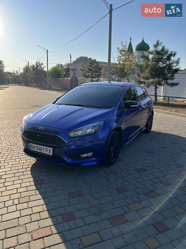 Хэтчбек Ford Focus 2014 в Измаиле