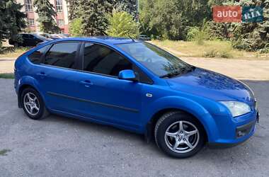 Хэтчбек Ford Focus 2007 в 