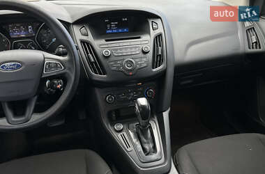 Хэтчбек Ford Focus 2016 в 