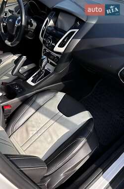 Седан Ford Focus 2014 в 