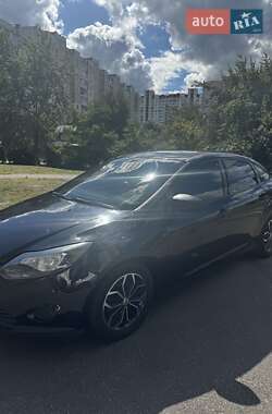 Седан Ford Focus 2014 в 