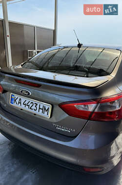 Седан Ford Focus 2012 в 
