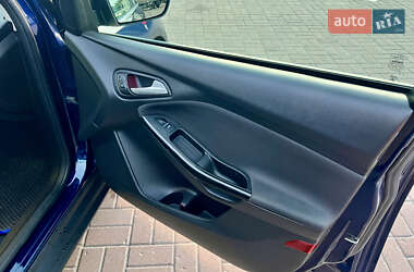 Хэтчбек Ford Focus 2017 в 
