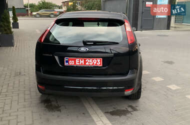 Хэтчбек Ford Focus 2006 в 