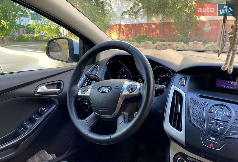 Хэтчбек Ford Focus 2012 в Кременчуге