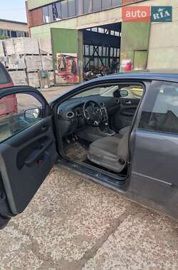 Хэтчбек Ford Focus 2007 в 