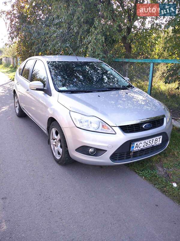Хэтчбек Ford Focus 2010 в Ровно