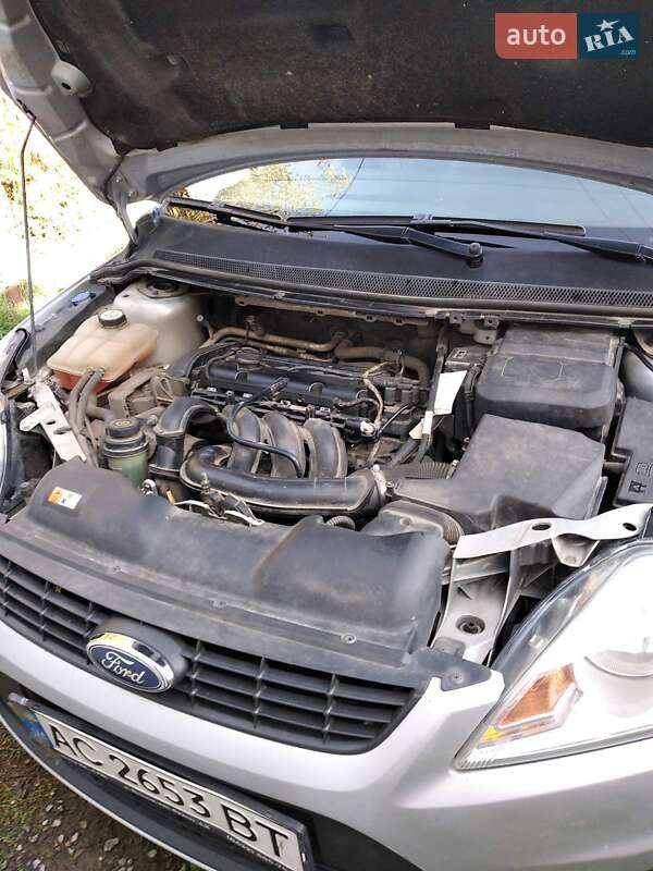 Хэтчбек Ford Focus 2010 в Ровно