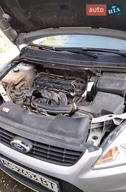 Хэтчбек Ford Focus 2010 в 