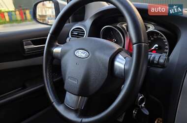 Универсал Ford Focus 2010 в 