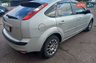 Хэтчбек Ford Focus 2007 в 