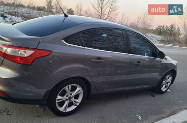 Седан Ford Focus 2012 в 
